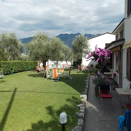 Lägenhetshotell Alesi 3*