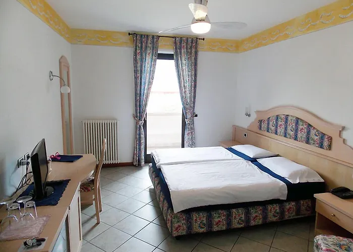 Alesi 3* Malcesine