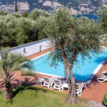 Alesi Lägenhetshotell Malcesine