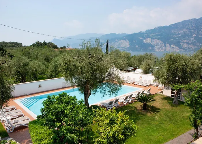 Alesi Aparthotel
