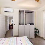 מלון דירות Alesi
