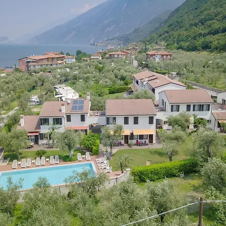 Aparthotel Alesi 3*