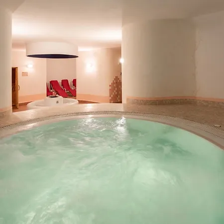 Alesi Aparthotel