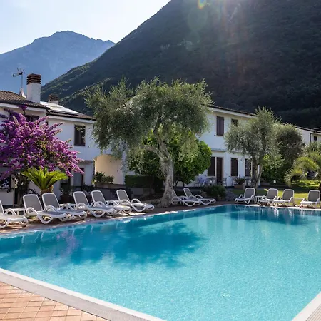 Alesi 马尔切西内