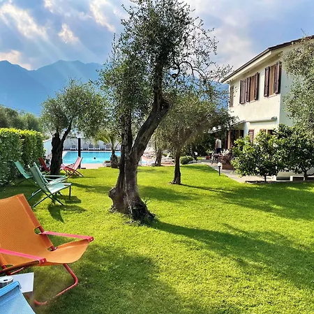 Alesi 公寓式酒店 马尔切西内