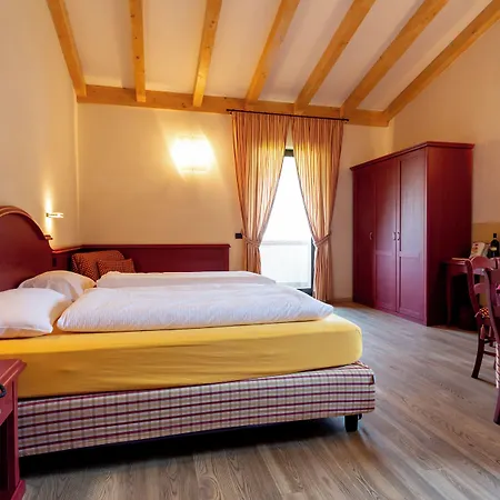 Aparthotel Alesi 3*