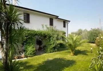 Alesi Aparthotel