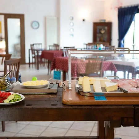 Alesi 公寓式酒店